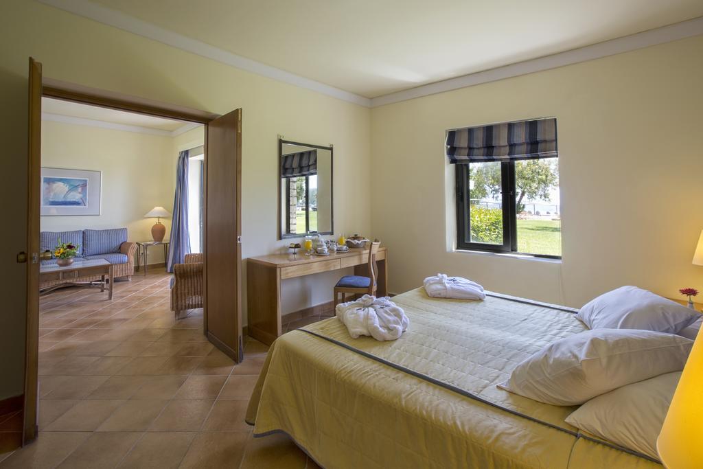 Corfu Chandris Hotel And Villas Dassia  Room photo