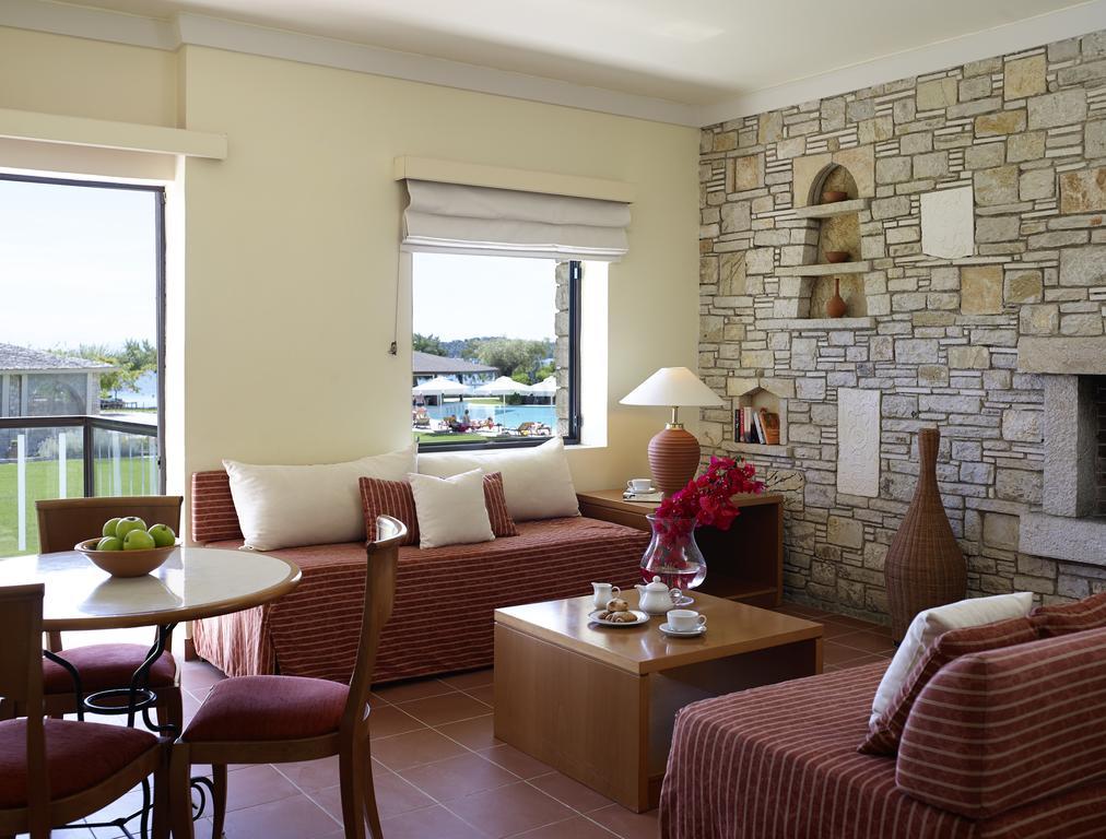 Corfu Chandris Hotel And Villas Dassia  Room photo